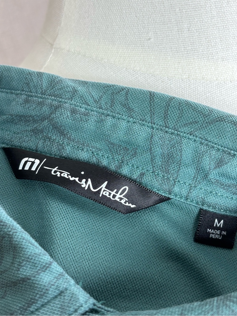 TravisMathew Men’s Pima Cotton Blend Botanical Golf Polo Green M - Picture 8 of 9